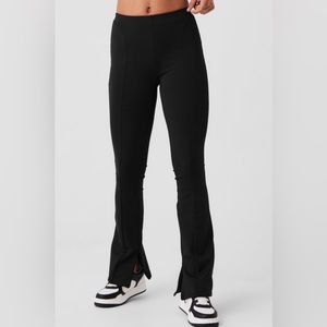 Alo Yoga 7/8 Zip It Flare Legging
